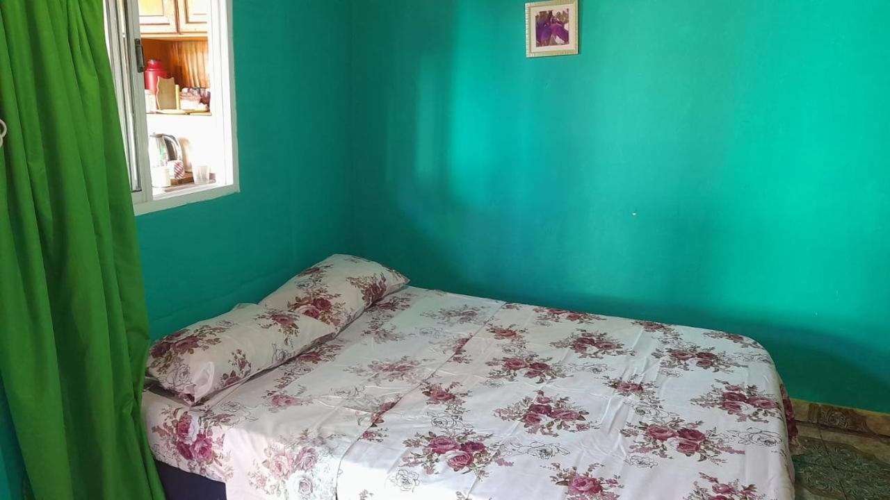 פוארטו איגואסו Hostel Loli מראה חיצוני תמונה