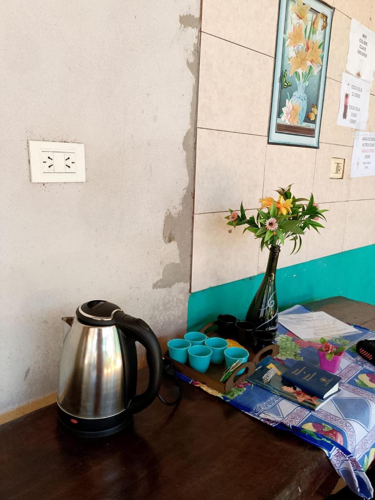 פוארטו איגואסו Hostel Loli מראה חיצוני תמונה